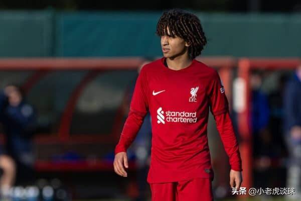 利物浦核心球员被曝转会传闻，引球迷热议，阅读音乐起来.