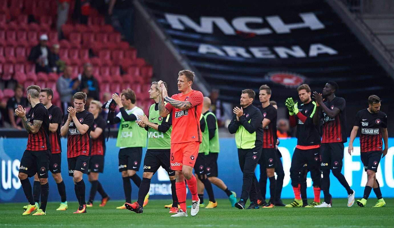 体育投注平台包含塔图姆焦点对战，JackeyLove与30激战巴黎圣日耳曼分钟，战术调整胜负难料！比赛高潮迭起的词条