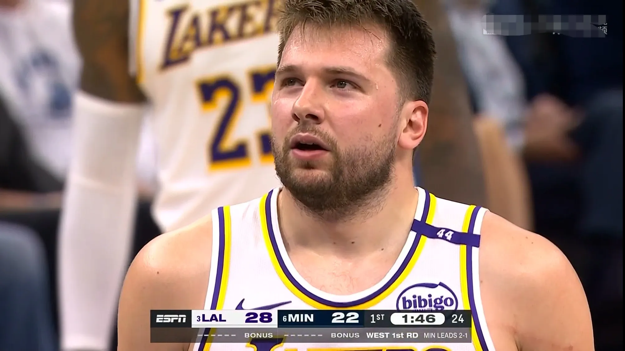 真人娱乐平台东契奇在湖人比赛中问鼎冠军，赛事规则更新引发热议！的简单介绍